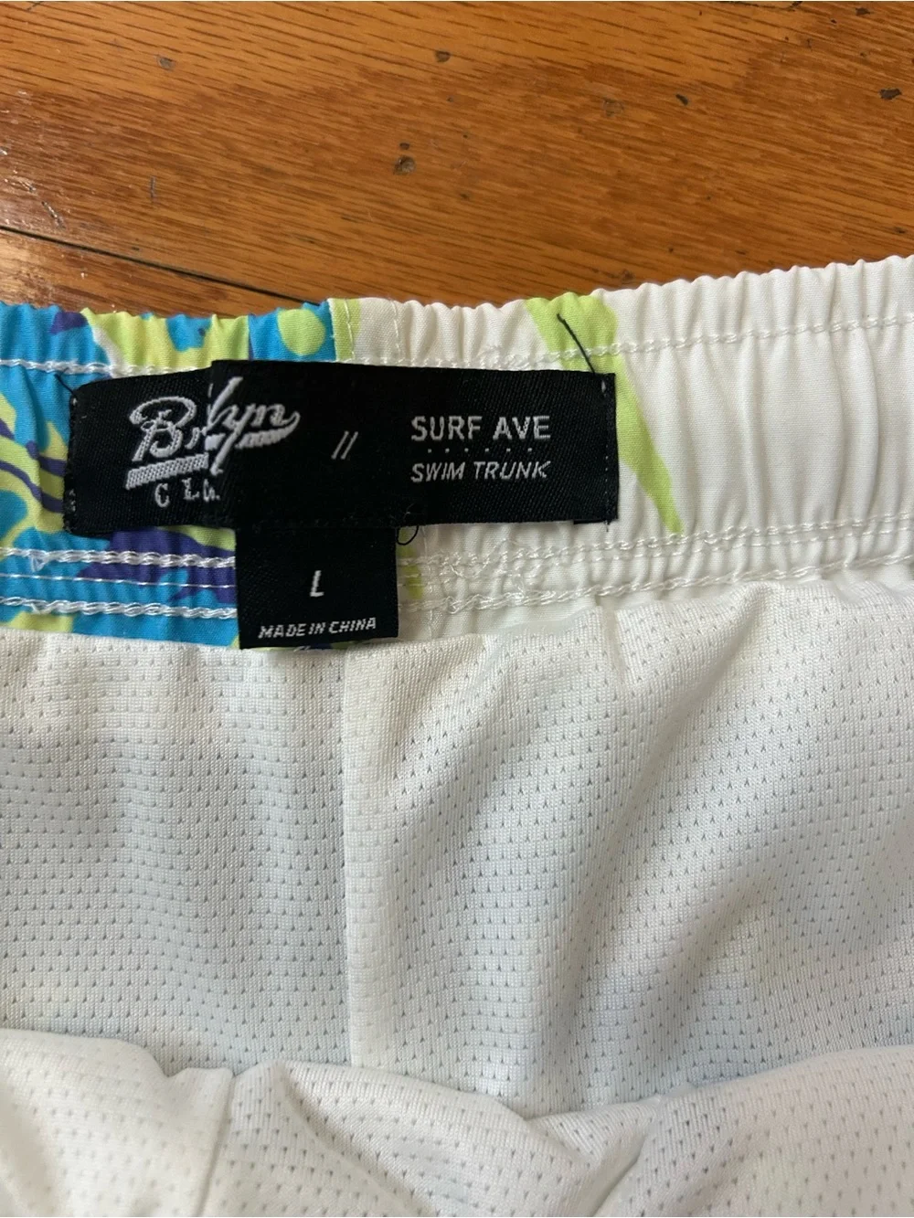 NWT Brooklyn Cloth Men's Swim Trunks size L